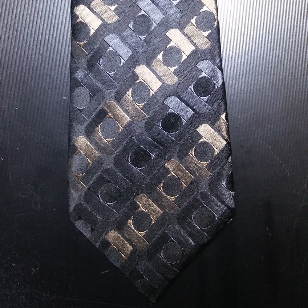Van Heusen New in Bag Designer Tie